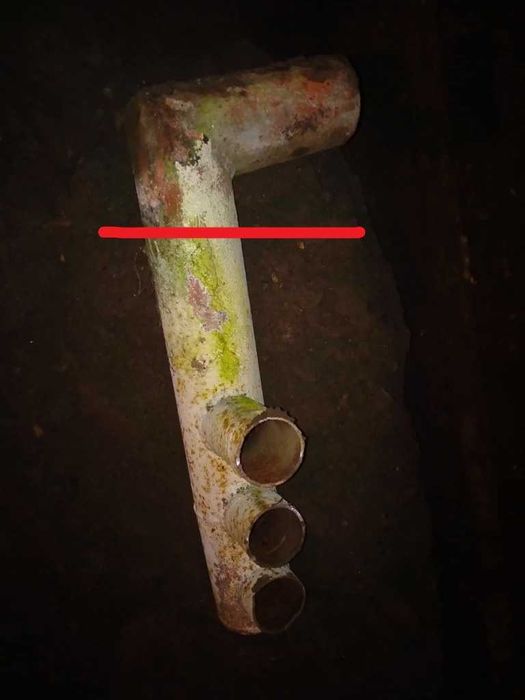 Rozdzielacz dolny stalowy fi 114mm 11,4cm na 76mm element rury 1 szt