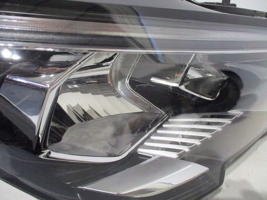 Lampa PEUGEOT 3008 5008 17R LED PRZÓD LEWA