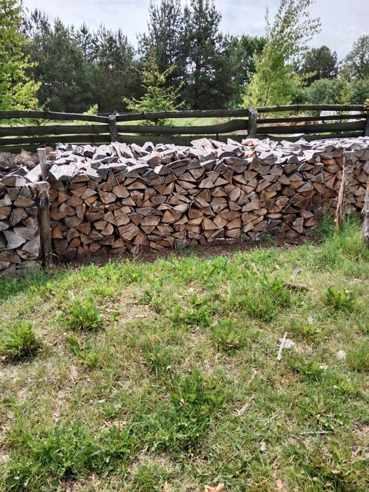 Drewno opałowe kominkowe sprzedaż