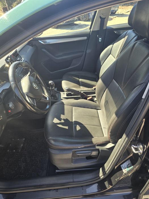 SKODA OCTAVIA 1.6 TDI 105CV - TÁXI Pronto a Trabalhar ATÉ 2029 — photo 5