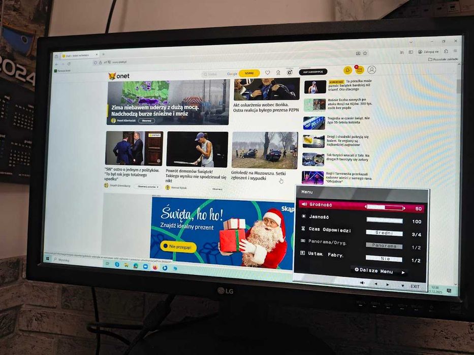 IPS monitor kolorowy LG 24 cali model 24mb35pm z kablami, stan BDB