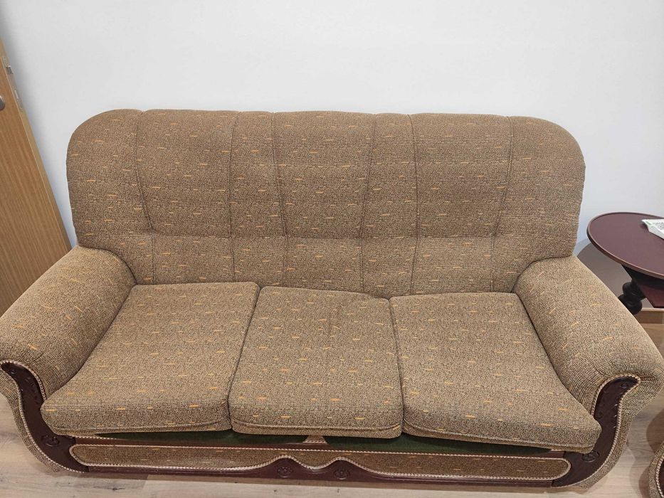 Sofá-cama e Poltronas