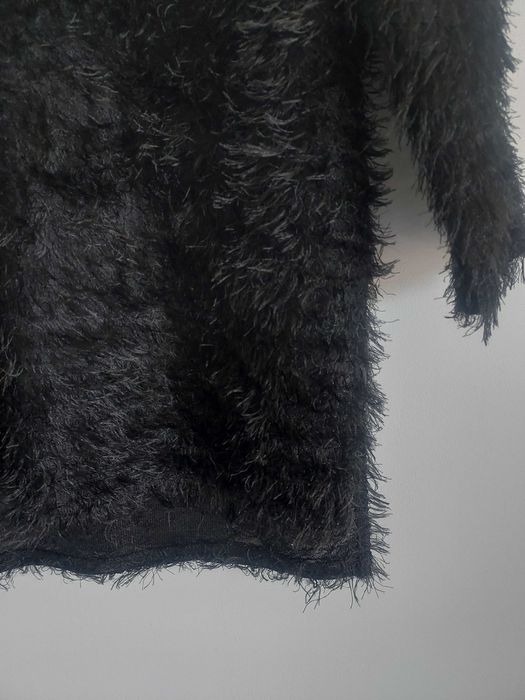 Czarna włochata bluzka River Island