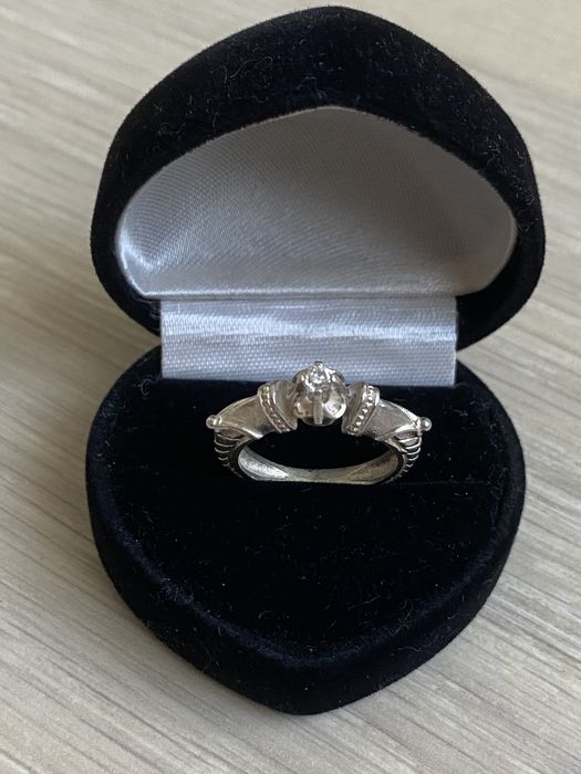 Серебряное кольцо