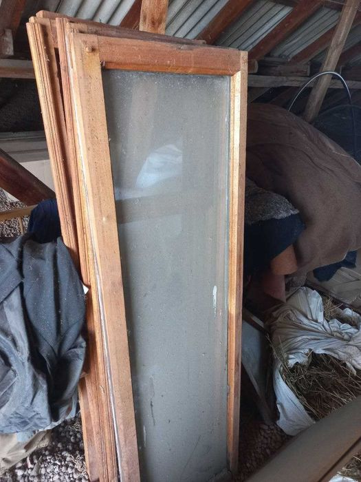 Продам вікна дерев'яні комплект на всю хату 11 штук