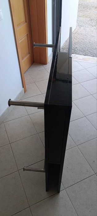 Mesa de centro preta 95x95cm