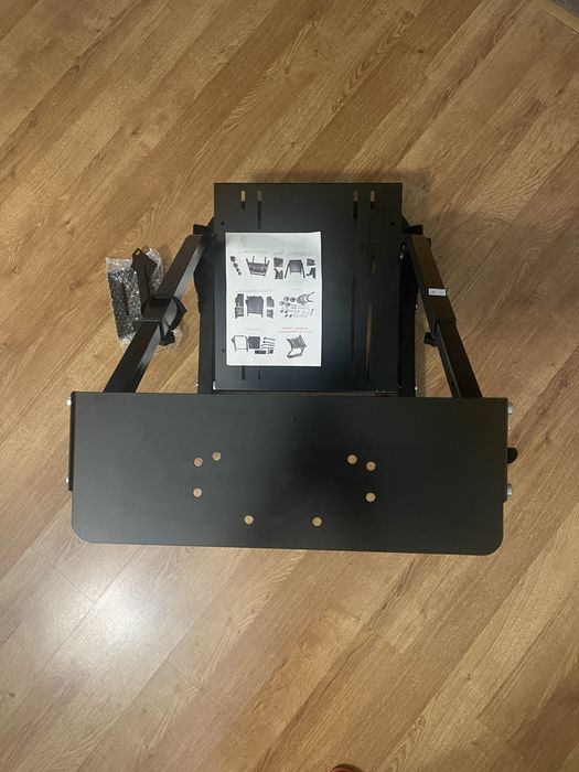 Складная подставка для игрового руля