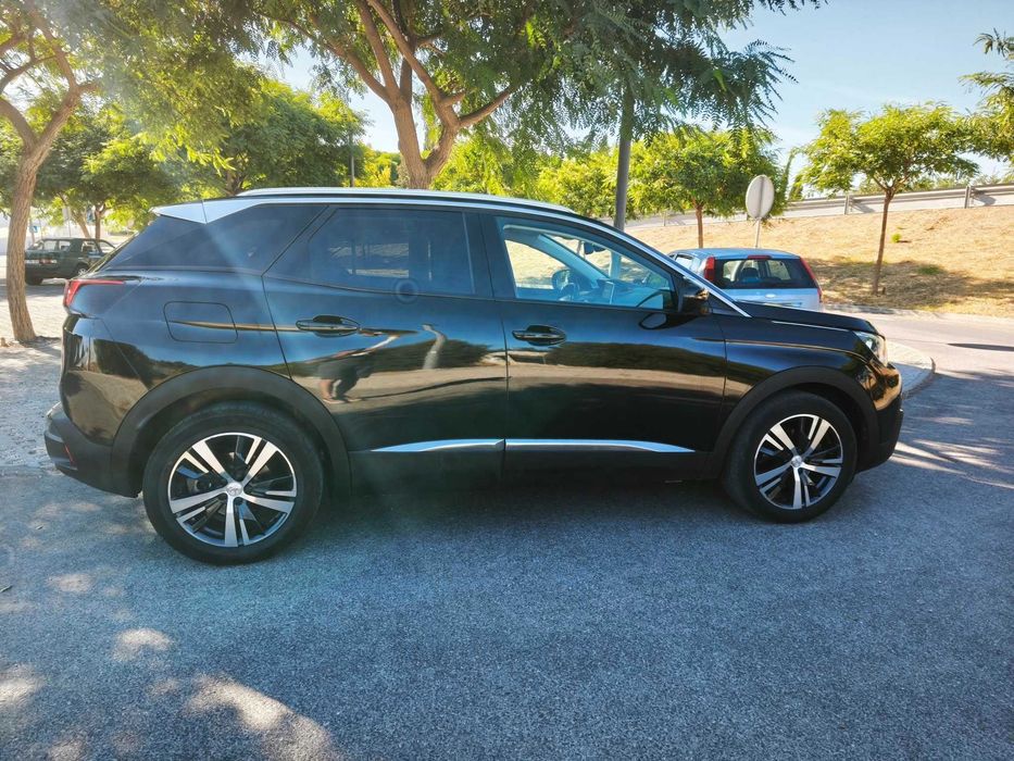 Peugeot  3008 1.5 BlueHDi Allure Pack — photo 5