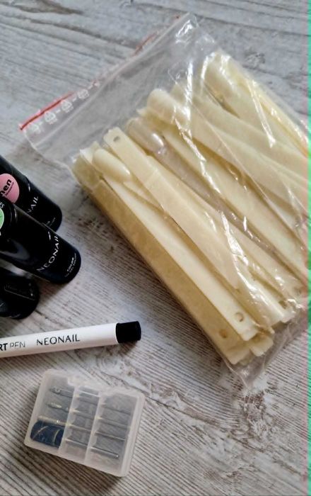 NeoNail  nowe lakiery hybrydowe i dodatki