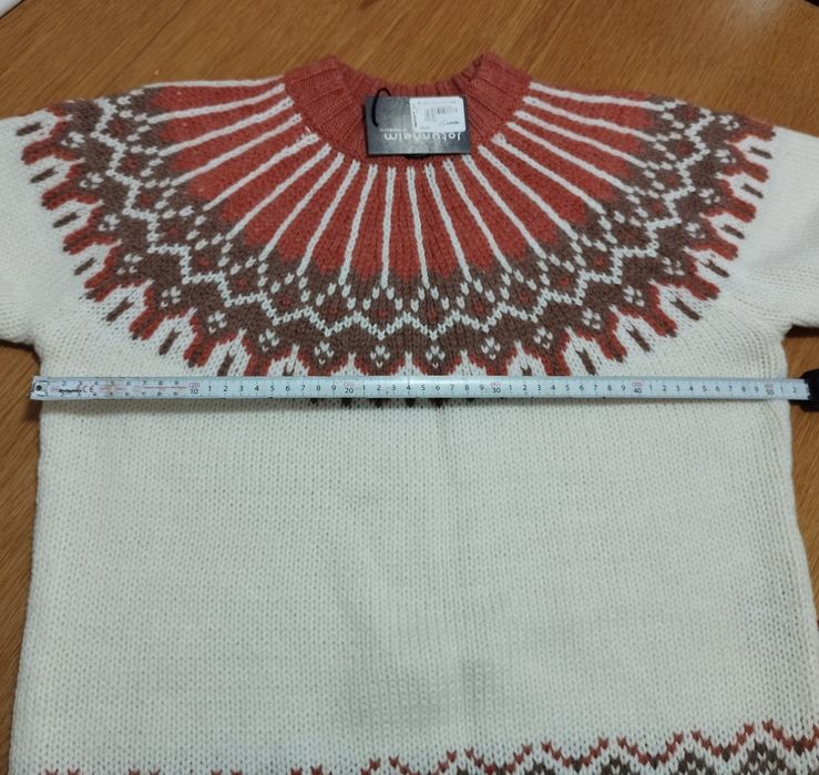 Nowy norweski sweter z wełny merino , rozm L