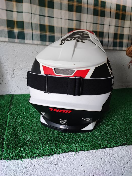 Capacete THOR com óculos IMS