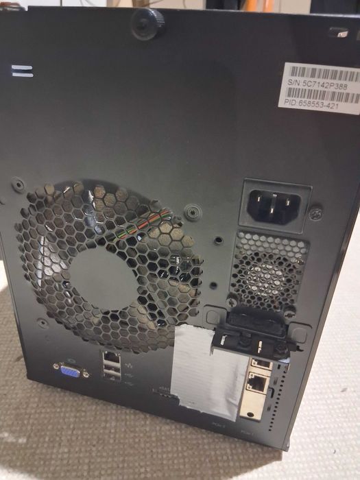 HP N40L Microserver