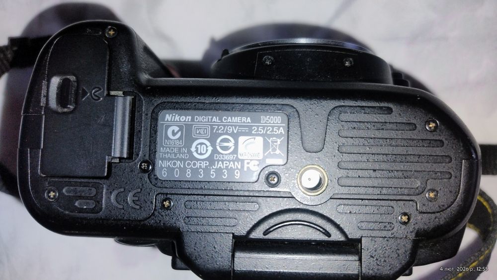 Фотоапарат Nikon D5000