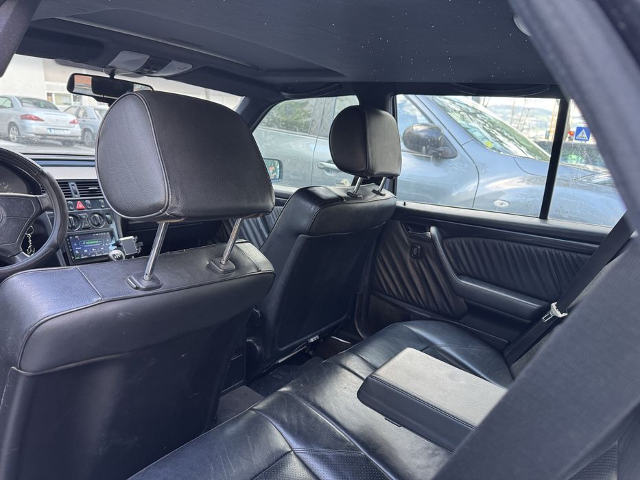 Mercedes-benz C230