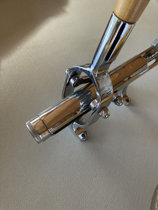 TOP - saca rolhas de parede - peça fantastica