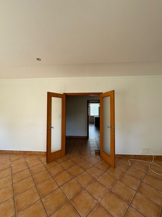 Arrenda-se APT T3