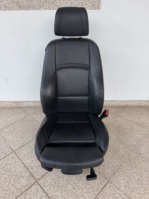 Conjunto de Bancos Pack M  BMW E92 – Pele Preta / Aquecidos / Elétricos