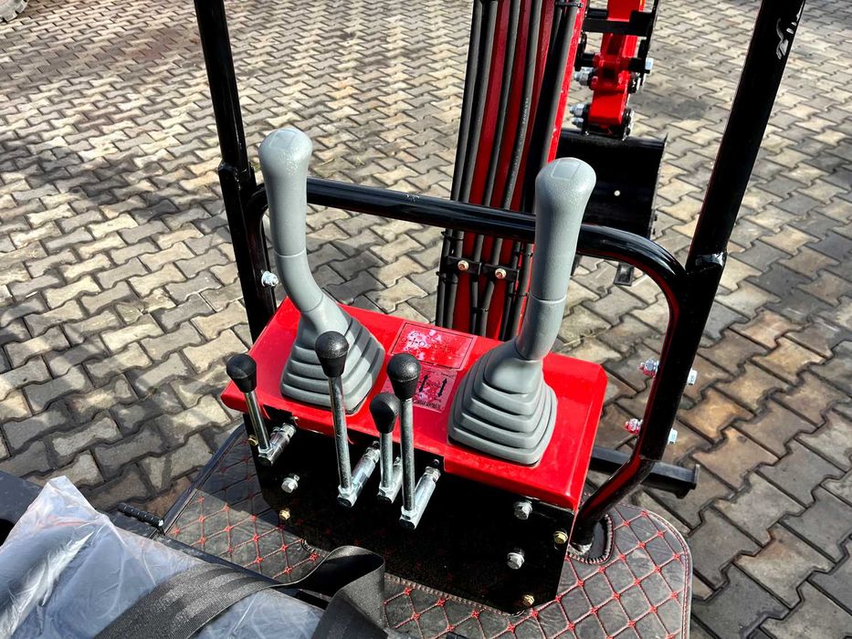 Minikoparka gąsienicowa Captok CK13 1000 kg 1 tona benzyna