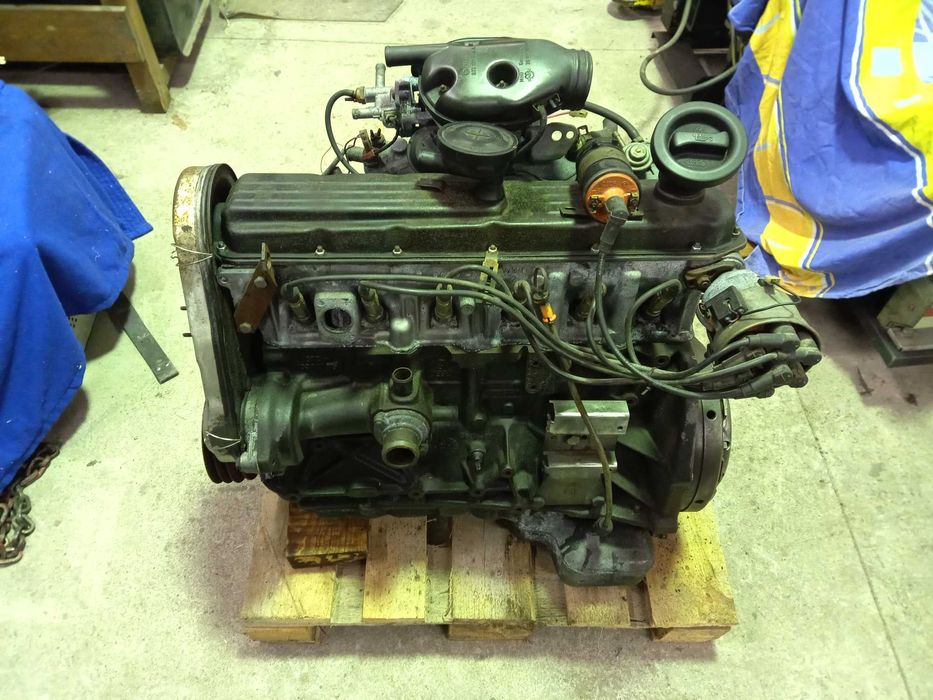 Silnik VW LT DL 2,4 Benzyna R6 Gaźnik PIERBURG 40 tyś przebiegu 90 KM