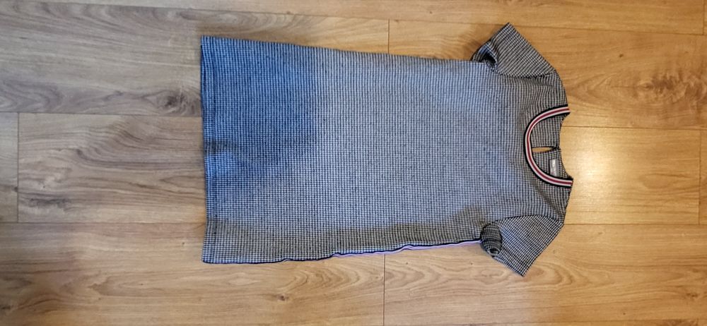 Sukienka 140cm Destination