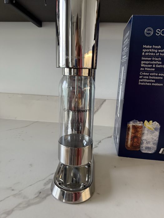 Nowy Saturator SodaStream Enso Stalowy