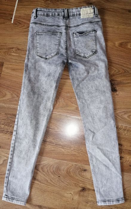 Spodnie jeans dziewczęce