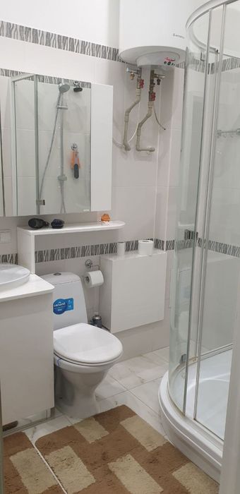 Продам шикарную двухкомнатную квартиру в Центре - Більше