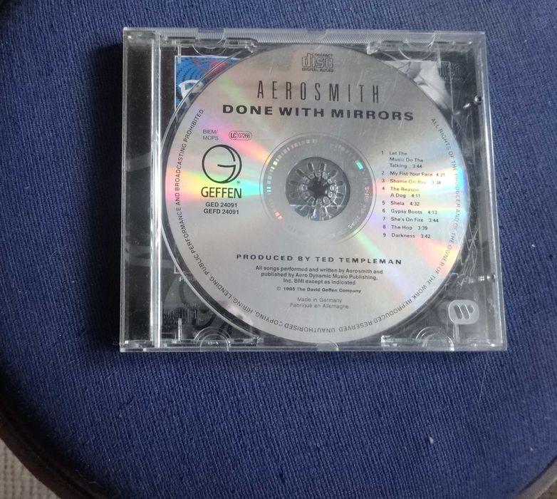 CD AEROSMITH // Done with Mirrors.