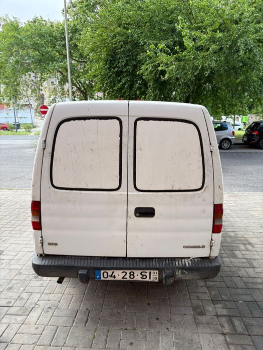Opel  combo  1.7