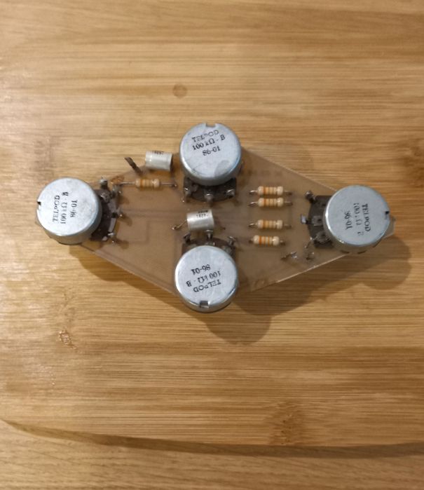 Gitara elektryczna Defil.