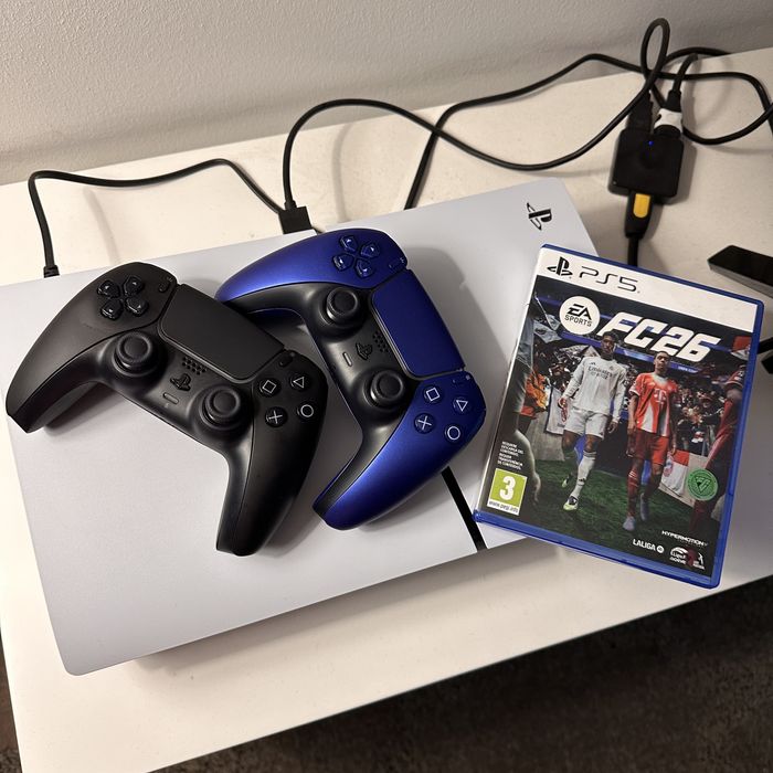 PS5 Slim Standard 1TB + 2 Comandos + FC26
