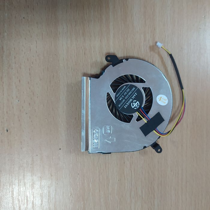 Вентилятор кулер для MSI GE62VR GP62MVR MS-16J9 MS-16JB
