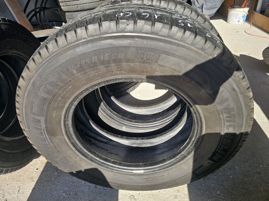 225/75R16CP Michelin Agilis Camping Lato