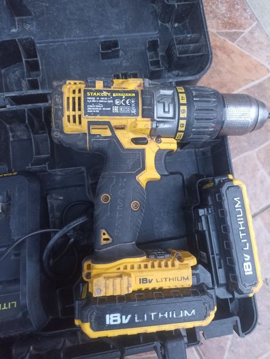 Шуруповерт Stanley Fatmax 18v