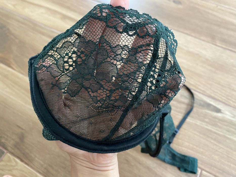 Бюстгалтер