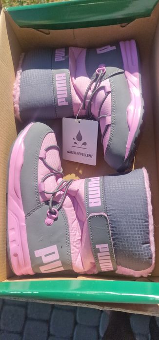 Buty zimowe na dziewczynkę  18.cm, GRATIS 3 koszulki