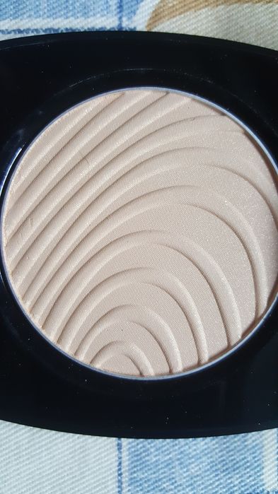 Pó iluminador Avon64286299090690123