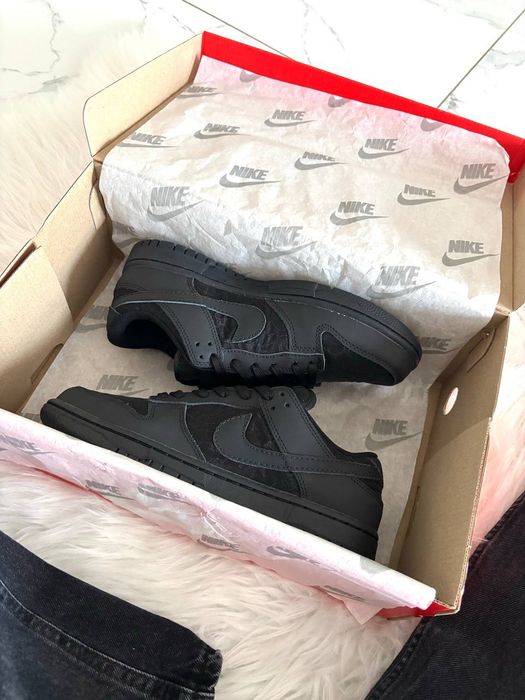 Nike SB Dunk Low Lace Pack Regal Total Black
