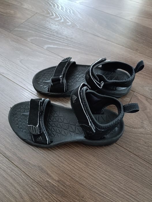 Adidas sandały rozm 38.5