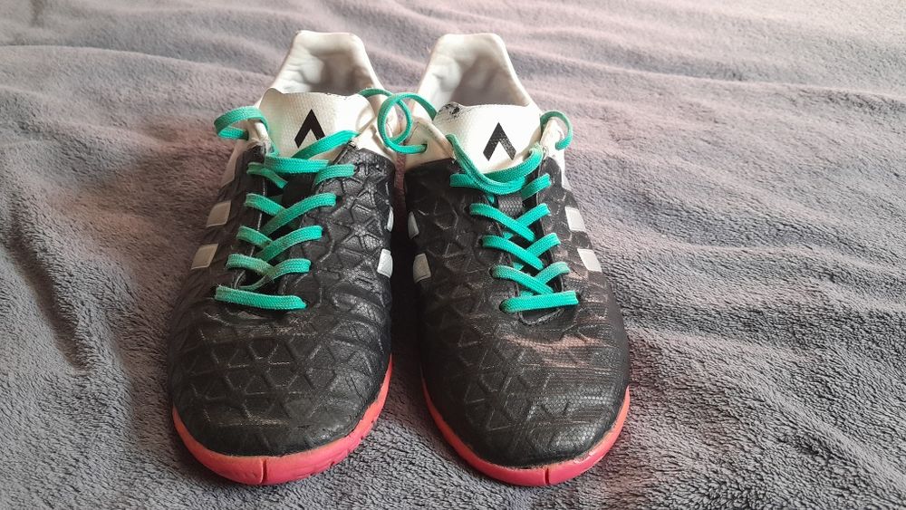 Halówki Adidas rozm. 36 2/3