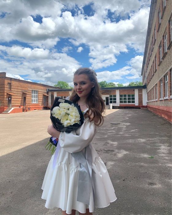 Жіноча корсетна сукня