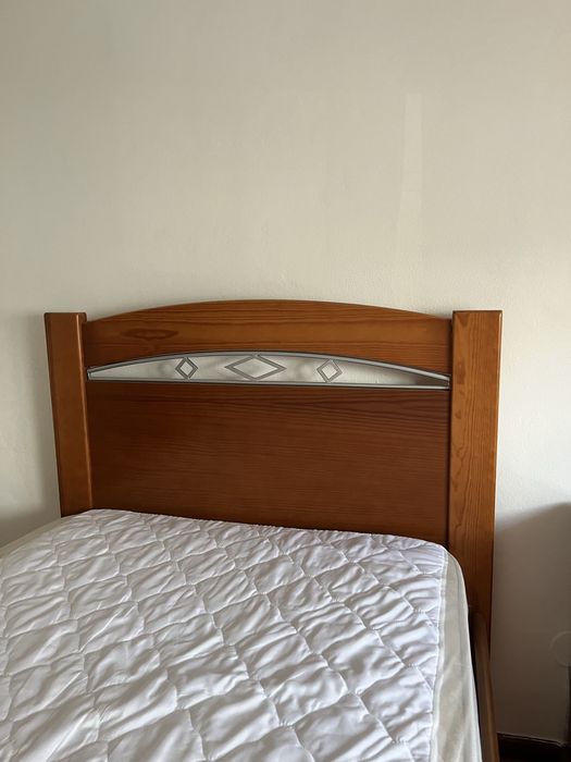 Cama Madeira Individual com Colchão e Estrado