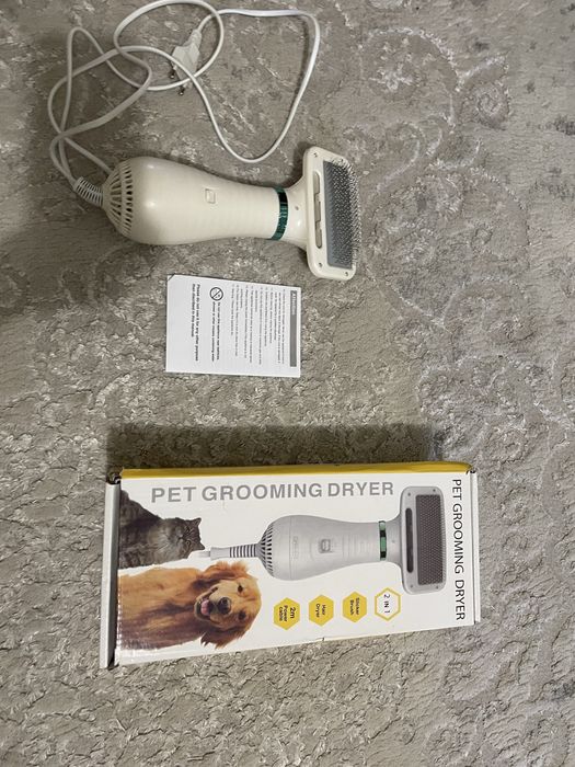 Фен-гребінець для котів і собак