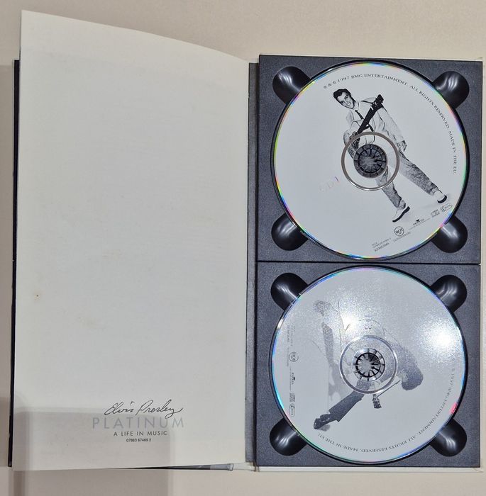 Livro com 4 CD's Elvis Presley