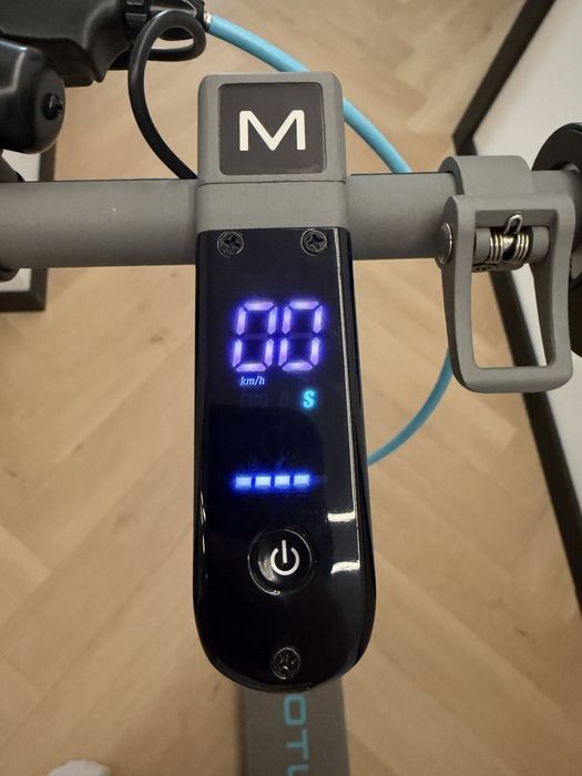 Hulajnoga elektryczna MOTUS Scooty 10