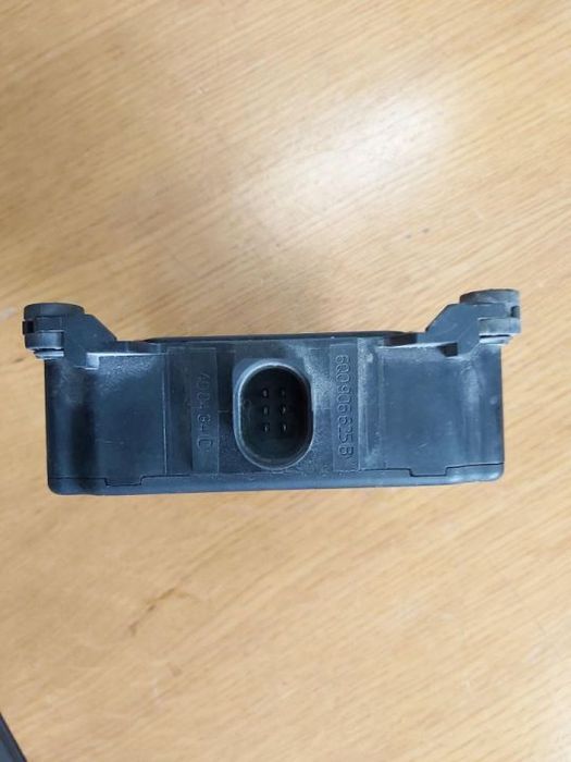 Centralina Modulo Vacuo Vw Audi Seat Skoda  Ref: 6q0906625b