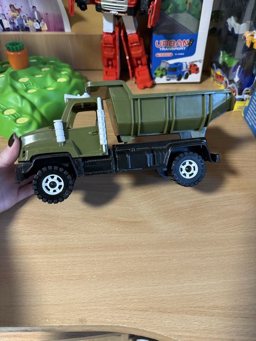 Самоскид; машинка; самосвал; камаз