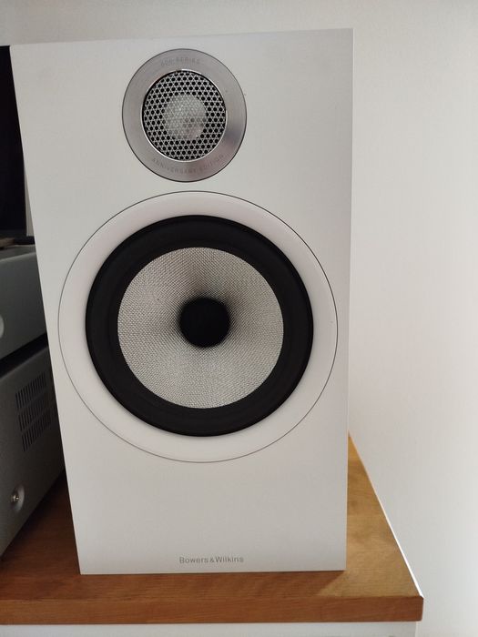 Kolumny Bowers&Wilkins