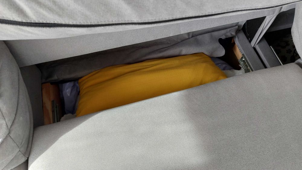 Sofá chaise-long cinza