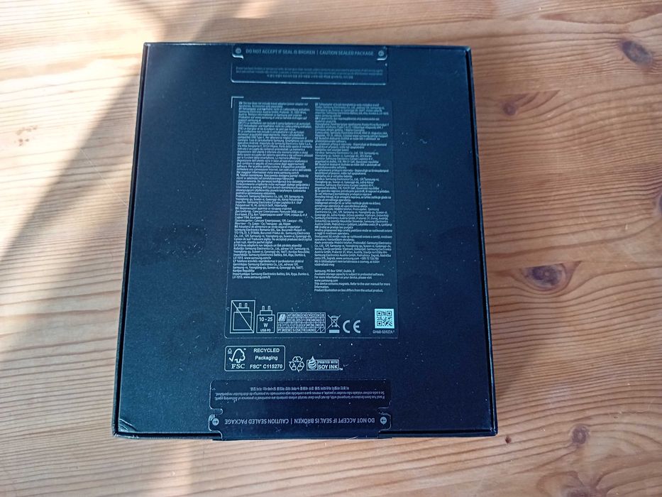 Nowy, oryginalnie zapakowany Samsung Galaxy Z Fold6 5G 1TB SZARY